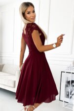 Sukienka Linda z koronką — Bordo