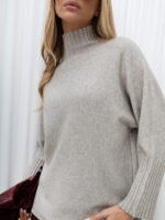 Sweter z golfem — Beż