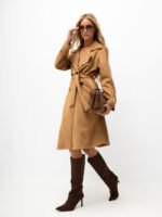 Dwurzędowy płaszcz przejściowy z paskiem — Camel