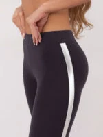 Legginsy Rissa z lampasami — Ciemny szary